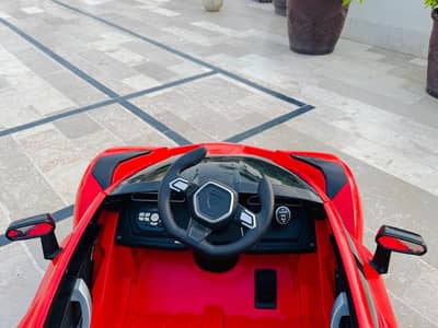 Chargeable car very Good condition new battery install