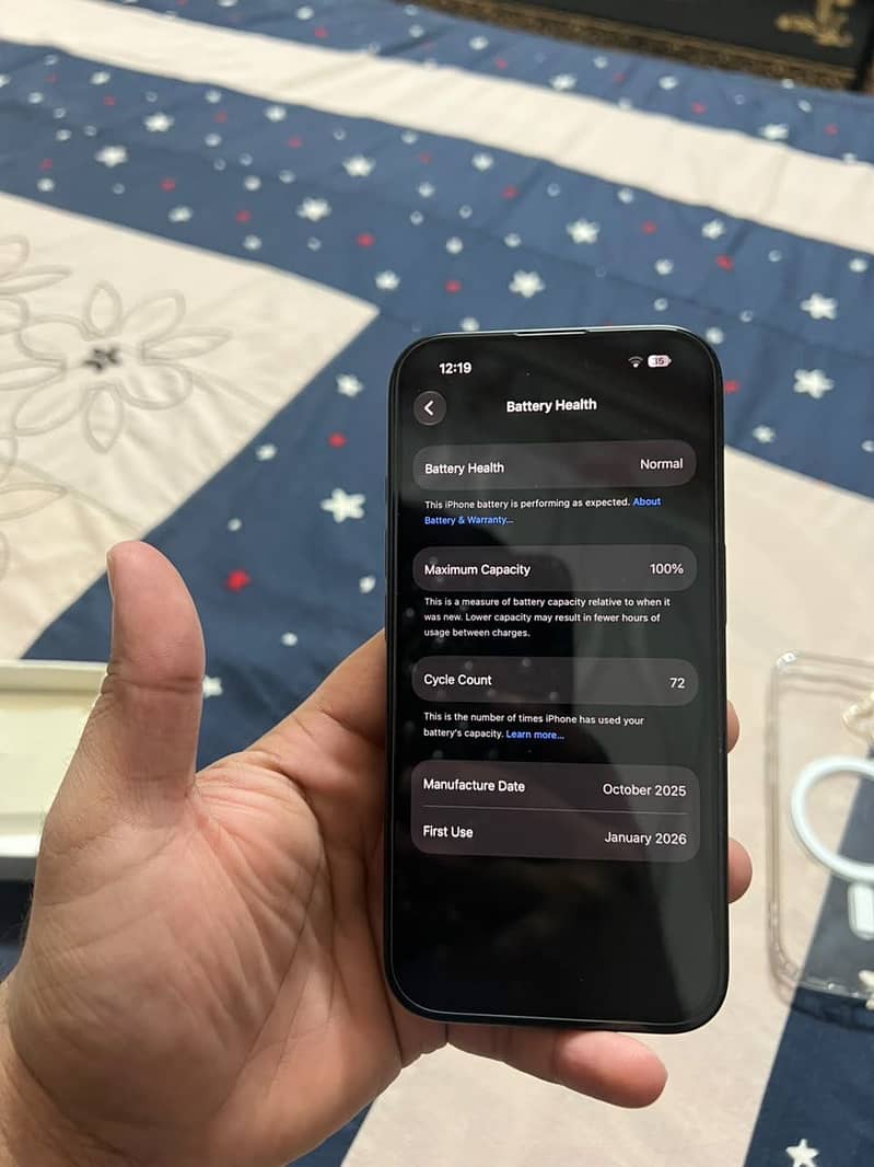 Apple iPhone 16 jv 5