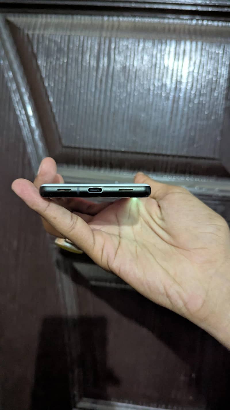 Google Pixel 6a 1