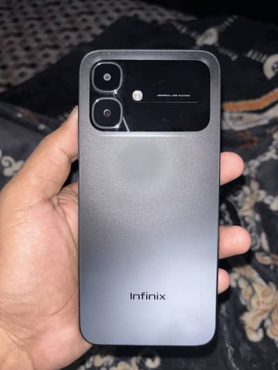 Infinix Smart 20 4/128 | 10/10 condition full box