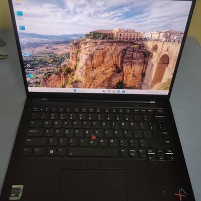Lenovo Thinkpad X1 carbon laptop available for sale