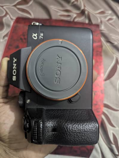 Sony A7iii new condition for sale