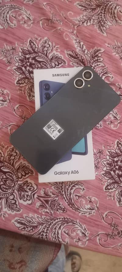 SAMSUNG A06 Mobile 4/128 Gb with Box no open repair 10/10 condition