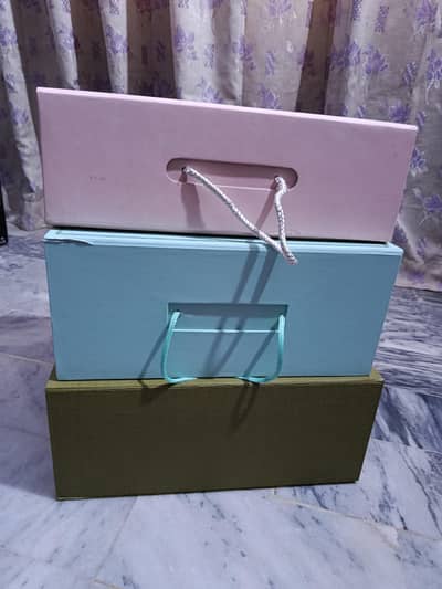 BRANDED WOMEN DRESSES BOX'S