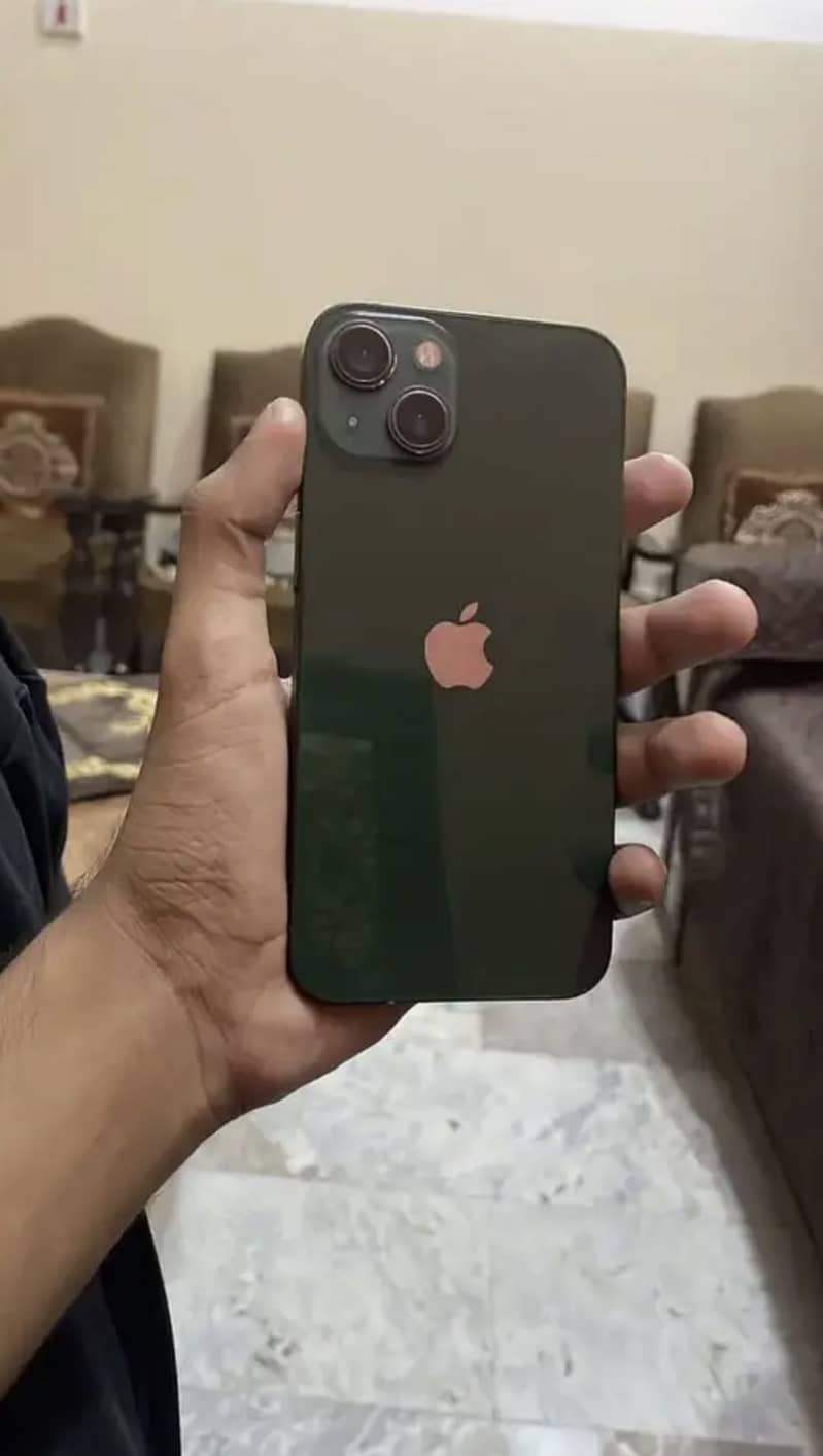 Apple iPhone 13 0
