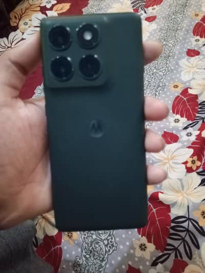Motorola Edge 2025 10by10 with box just 2 months use