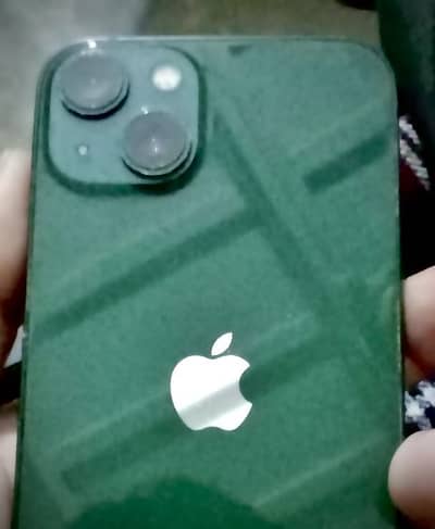 Apple iPhone 13