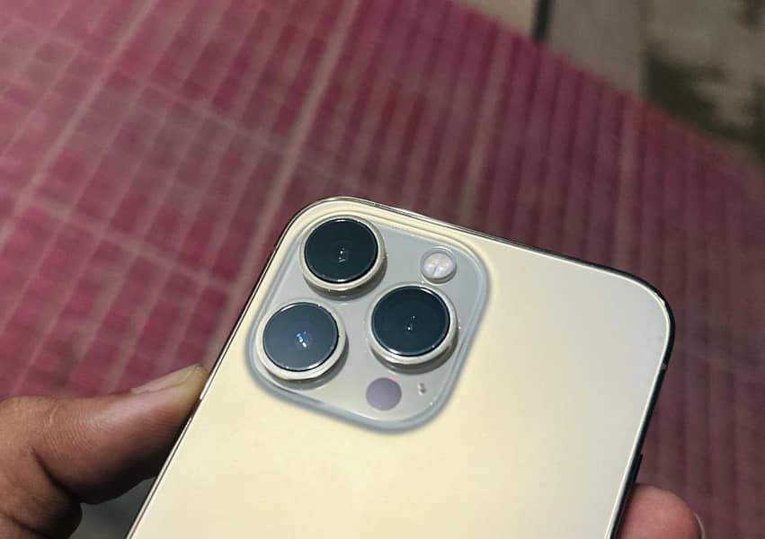 Apple iPhone 13 Pro 7
