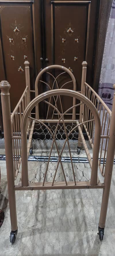 baby Cot in good condition