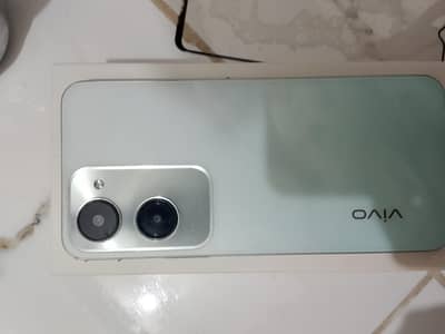 Vivo Y18