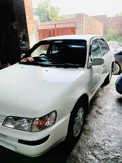 Toyota Corolla XE 1996. CHILL AC 16/17 AVERAGE ON LONG