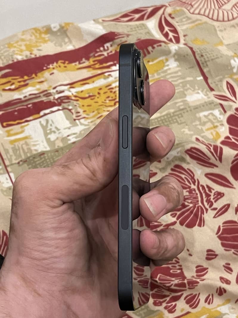 Apple iPhone 14 5