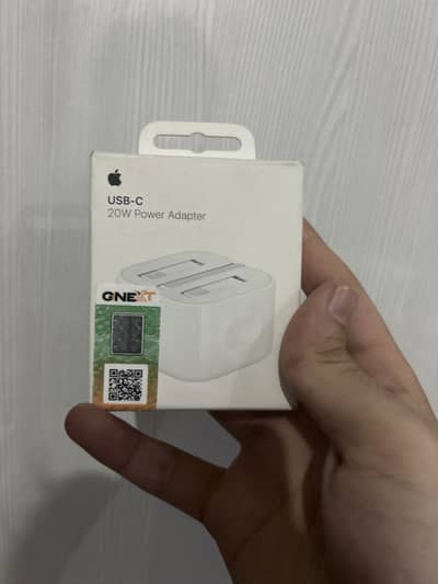 Apple 20W adapter