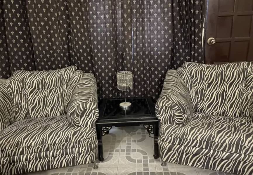2 Seater Sofa Set 2