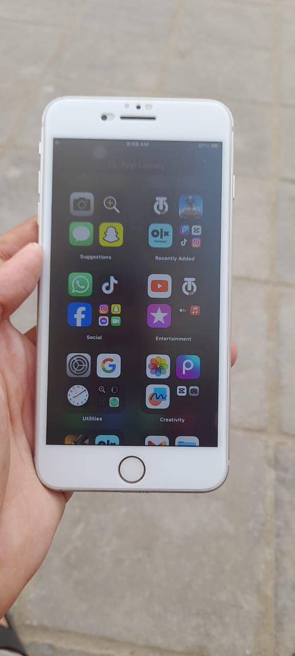 Apple iPhone 8 Plus 3