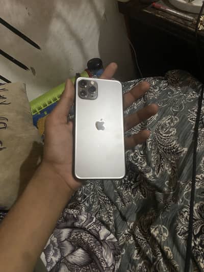 Apple iPhone 11 Pro