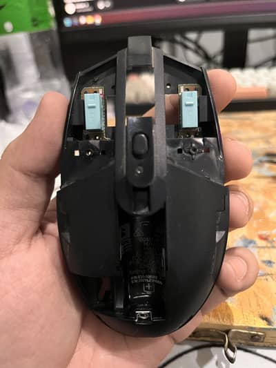 Logitech G305 with Upgraded Kailh Box Blue Switches