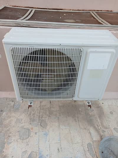 Gree ac used like new