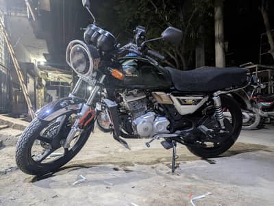 Honda CG150 (green)