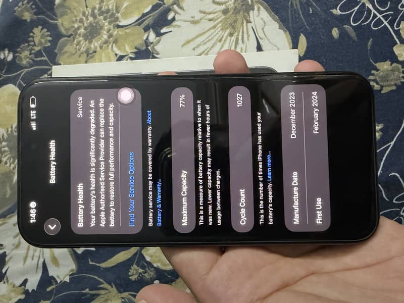 Apple iPhone 15 Pro Max 2