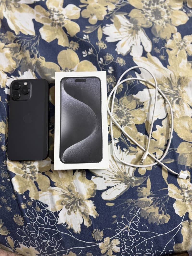 Apple iPhone 15 Pro Max 7