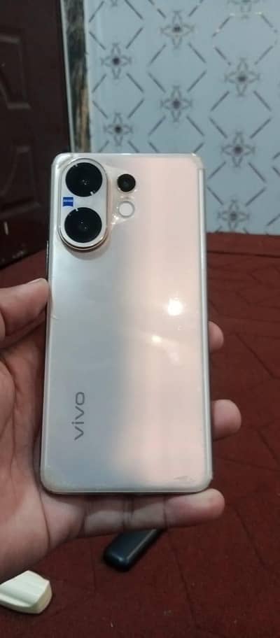 Vivo V60