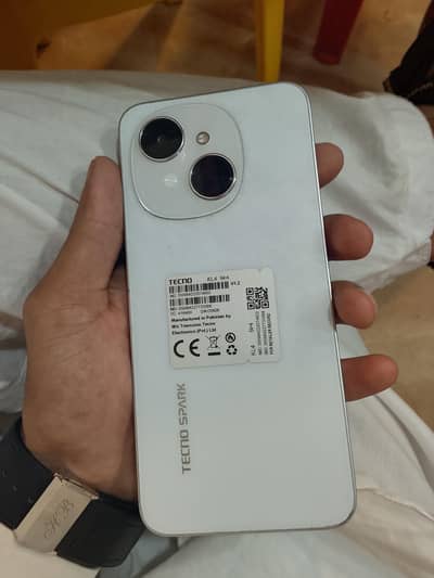 Tecno Spark Go 1