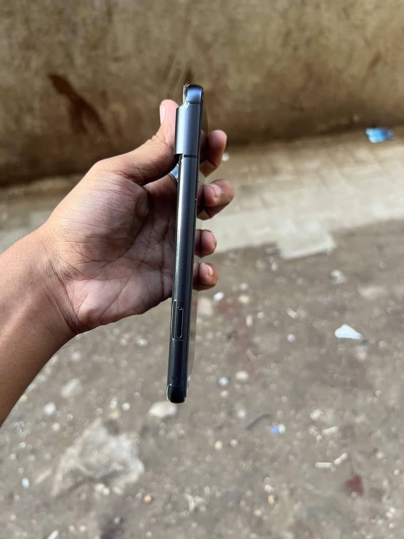 Google Pixel 8 6