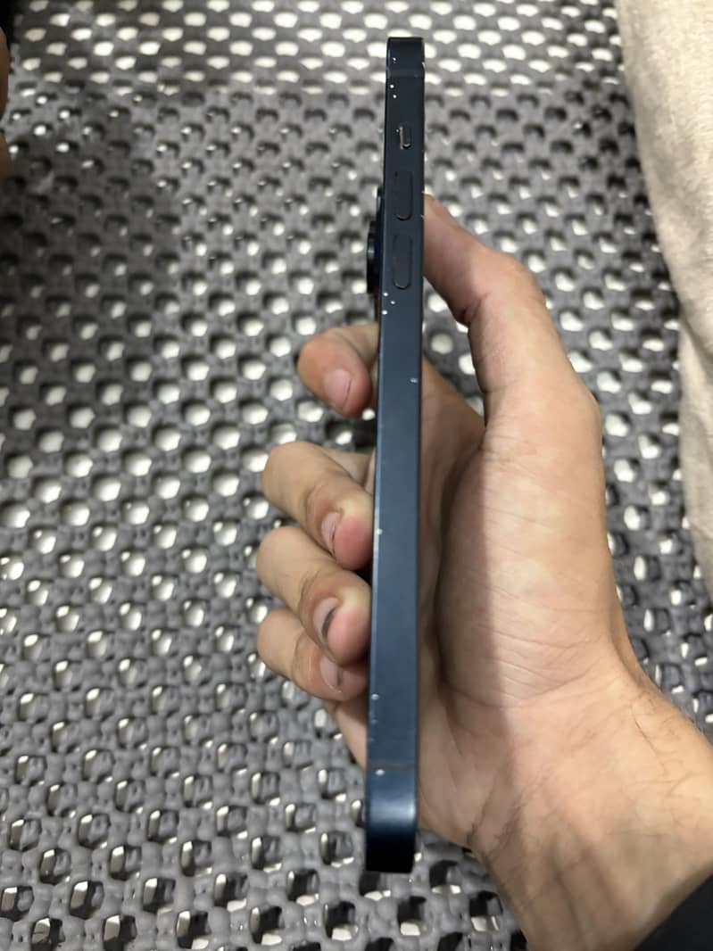 Apple iPhone 14 plus 0