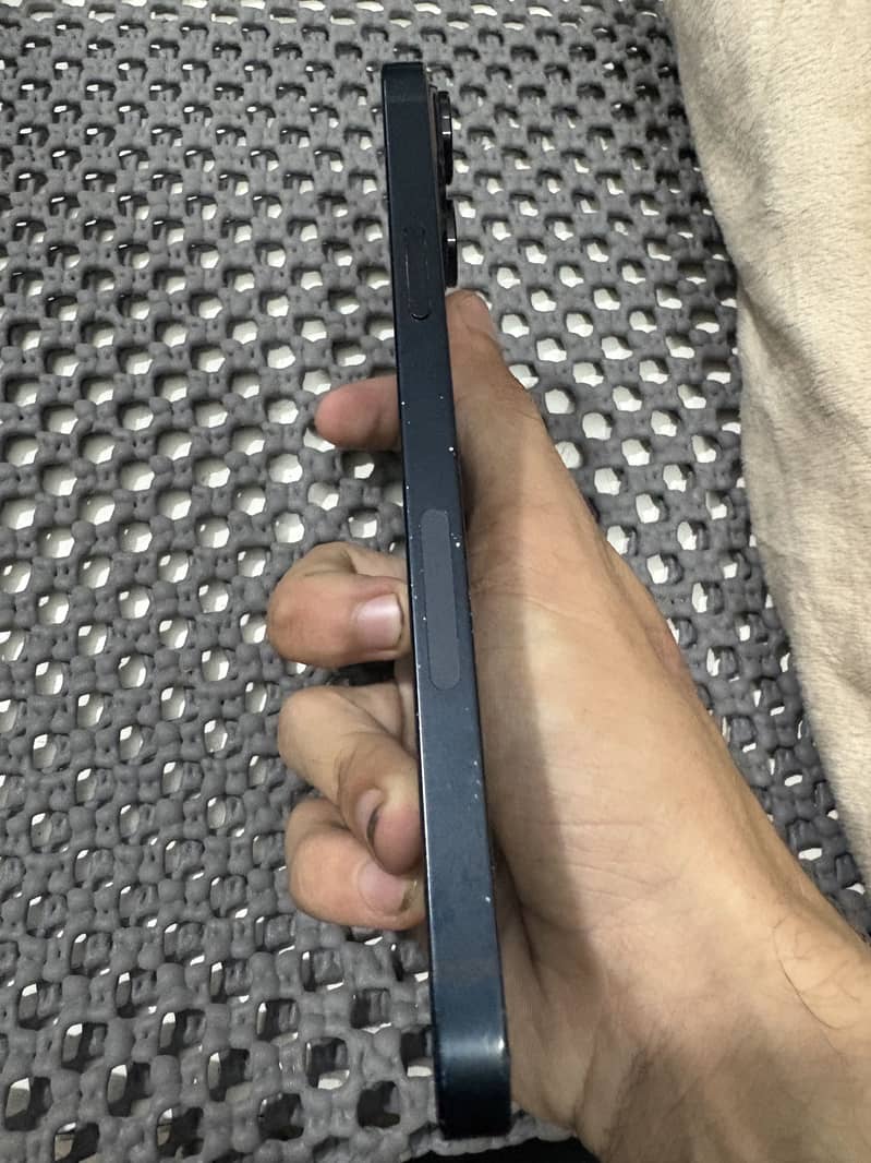Apple iPhone 14 plus 4