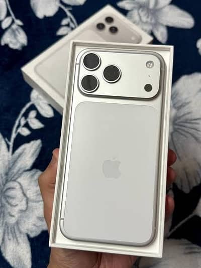 IPHONE 17 pro max JV 256 GB