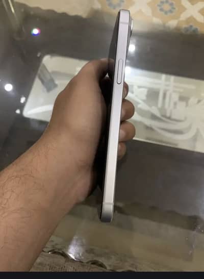 Apple iPhone 15 plus
