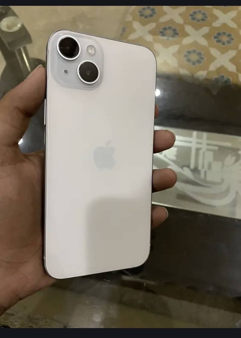 Apple iPhone 15 plus 4