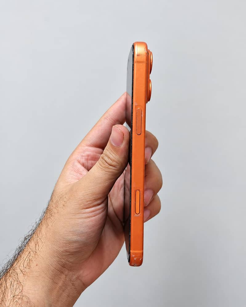 Apple iPhone 17 Pro Max 2