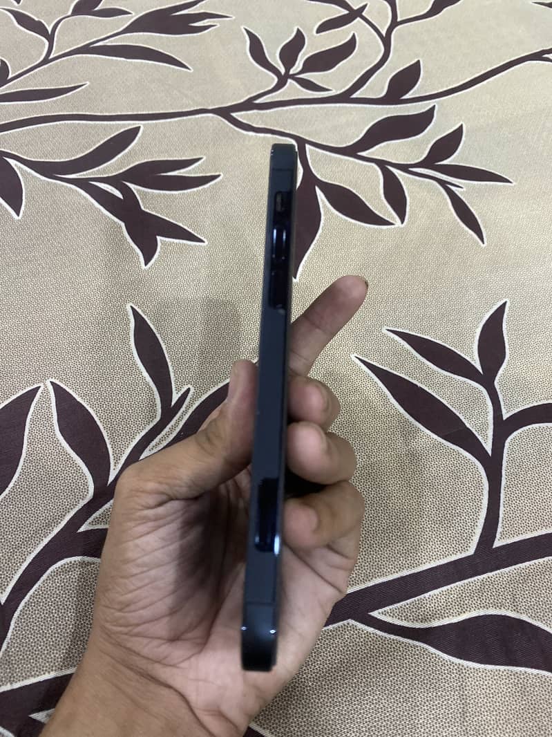 Apple iPhone 12 Pro 5