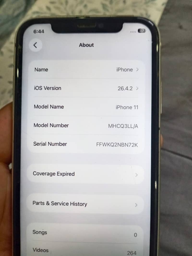 Apple iPhone 11 0
