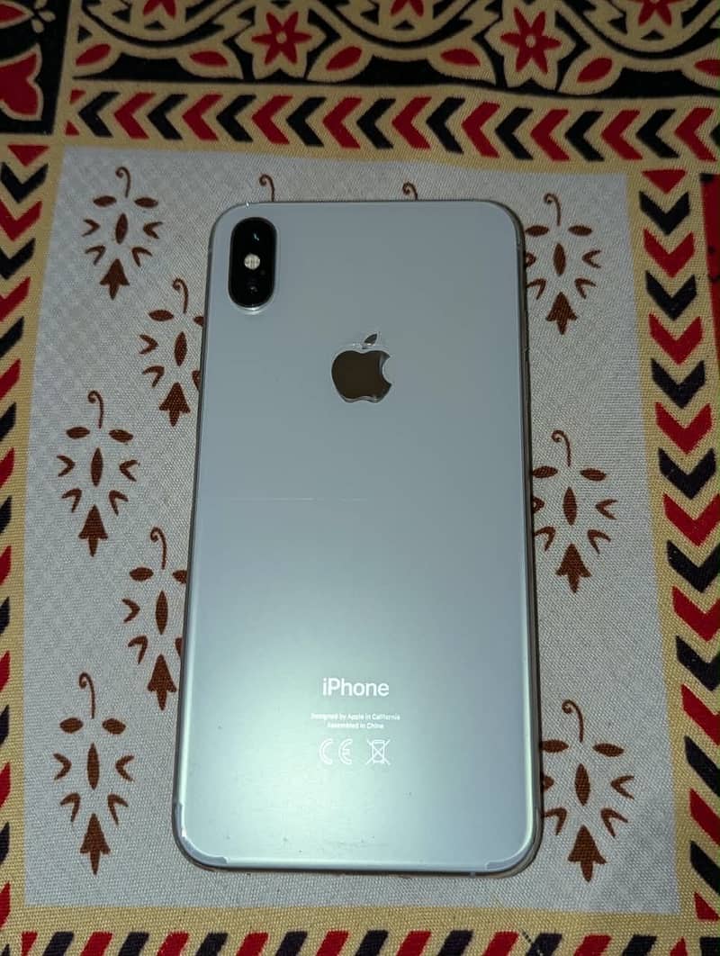 Apple iPhone XS Max 2