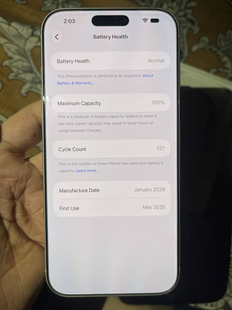 Apple iPhone 17 Pro Max 4