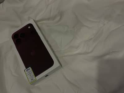 Apple iPhone 18 Pro Max burgundy
