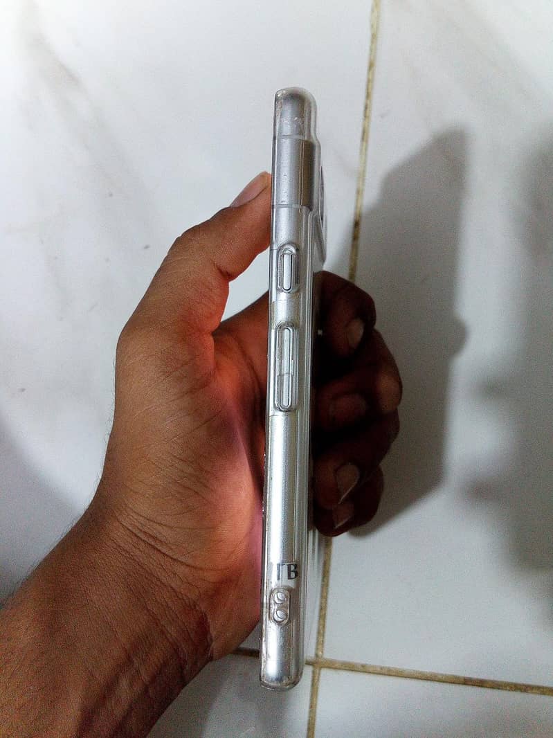 Google Pixel 7a 2