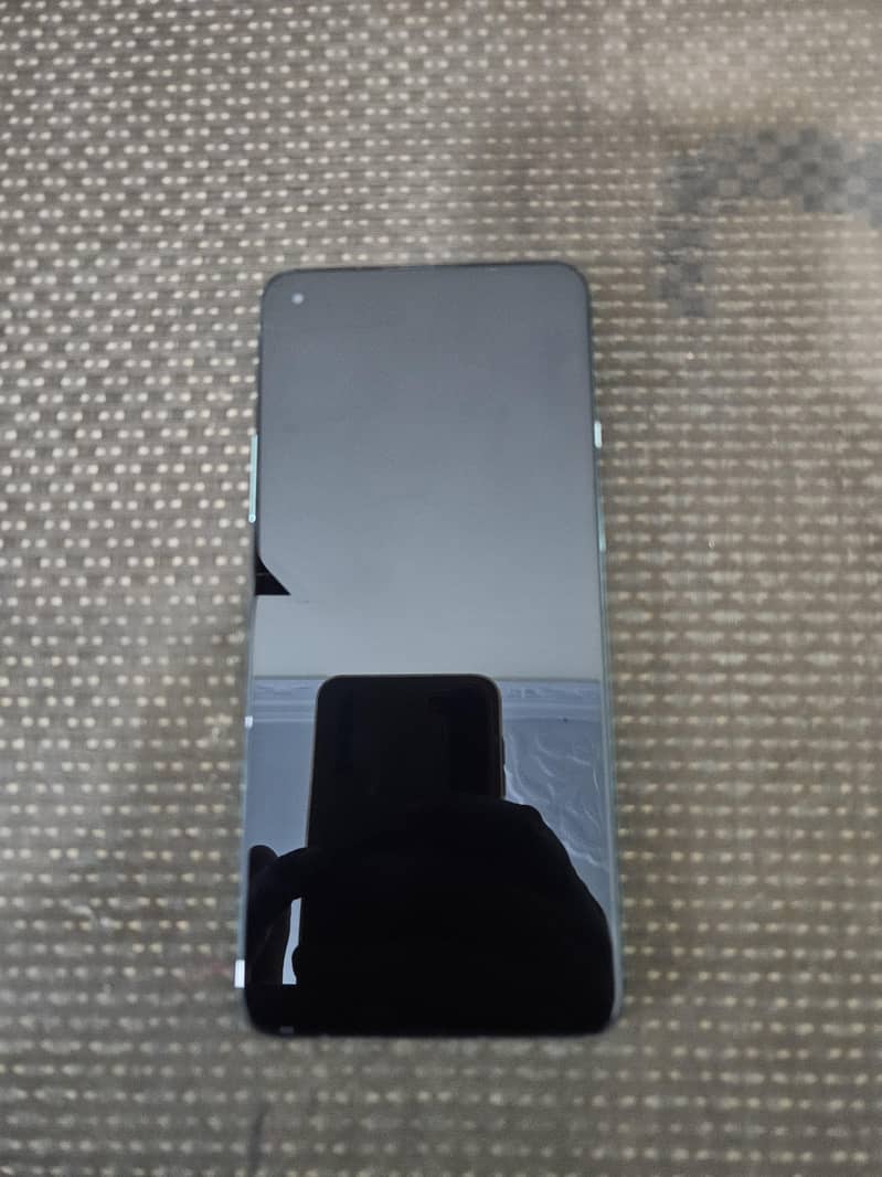 One Plus 8T 6