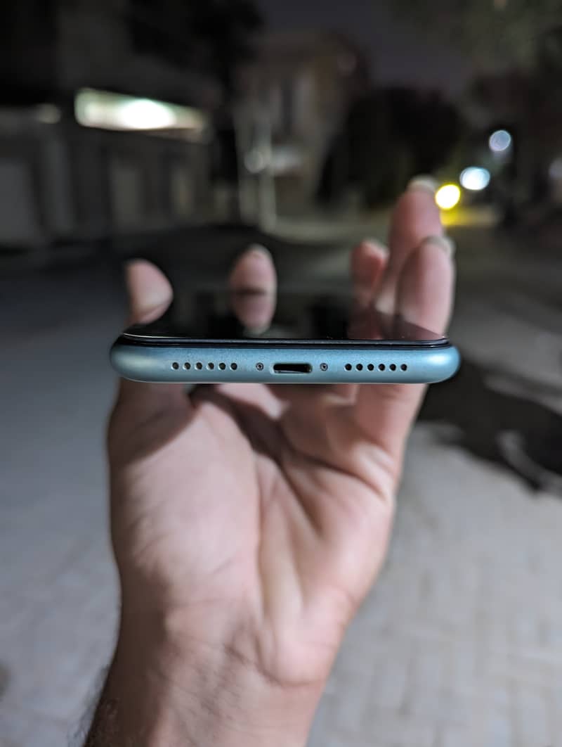 Apple iPhone 11 2