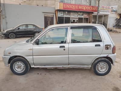 Daihatsu Cuore 2003