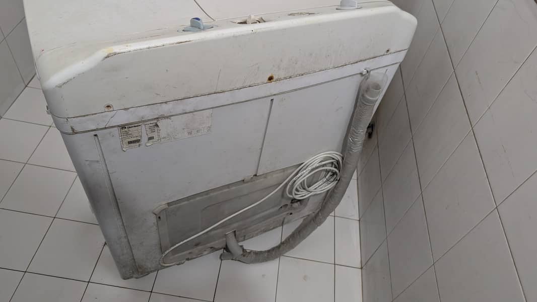 Dawlance washing machine 1