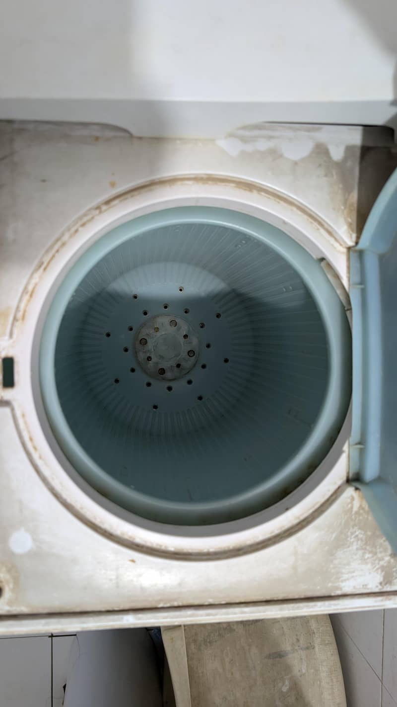 Dawlance washing machine 3