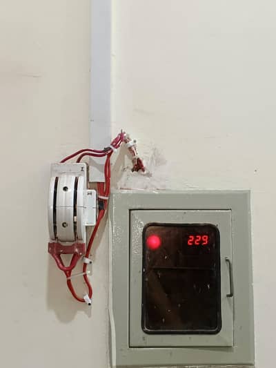 Electrician service