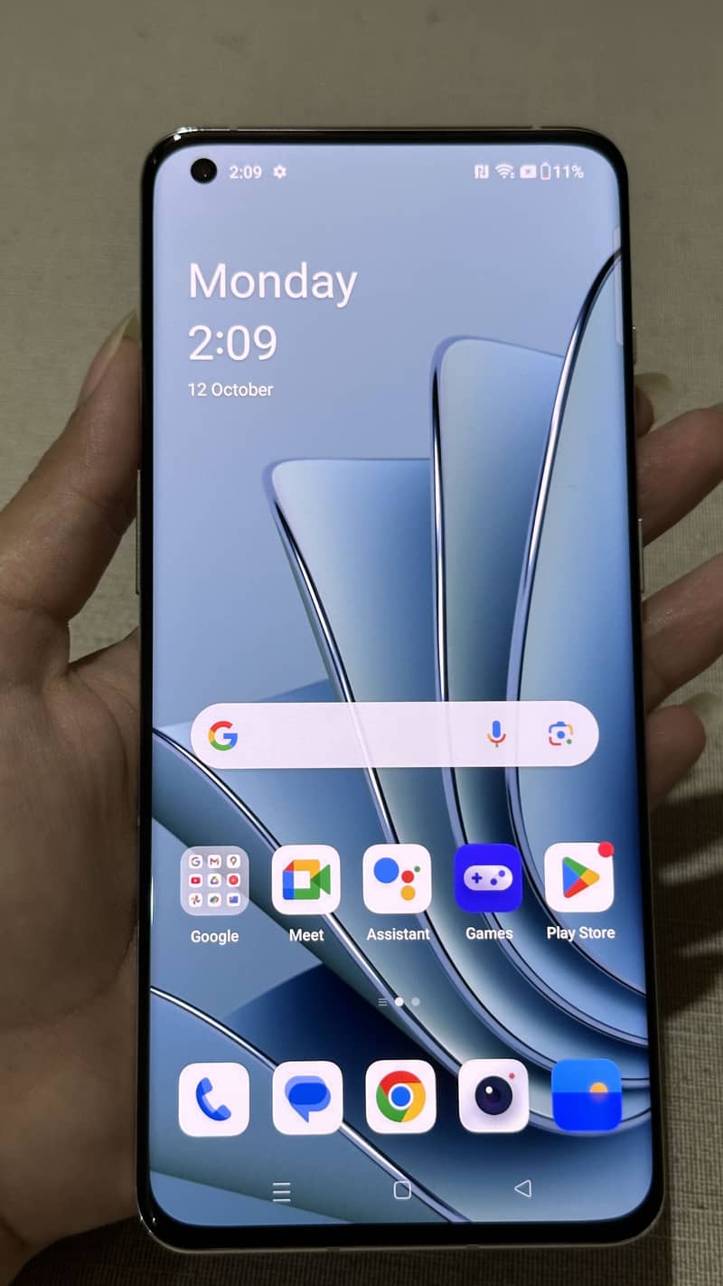 One Plus 10 Pro 8