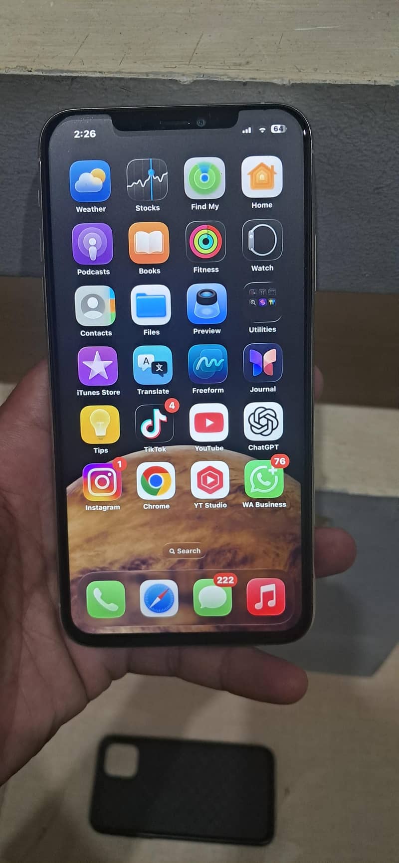 Apple iPhone 11 pro max 2