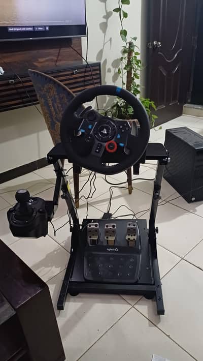 Logitech g29 steering wheel with gearbox and stand