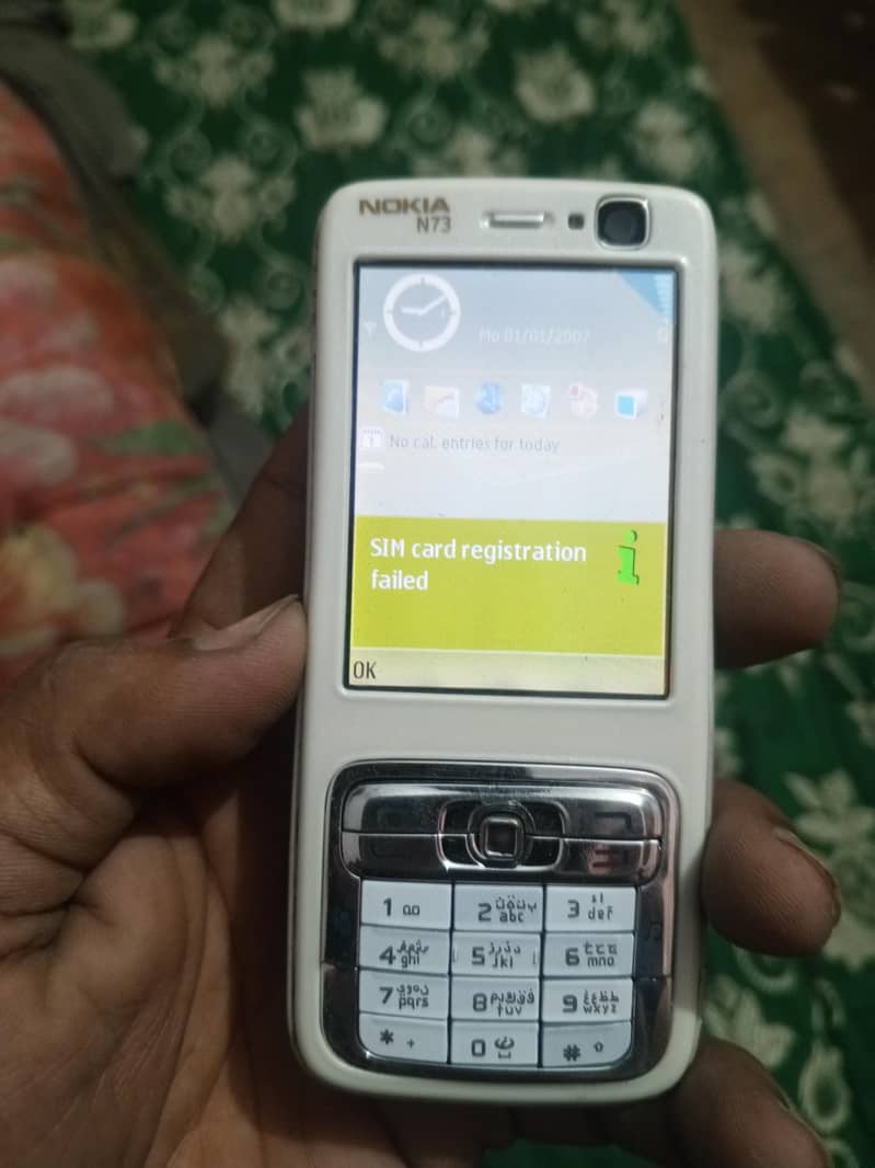 Nokia N73 1